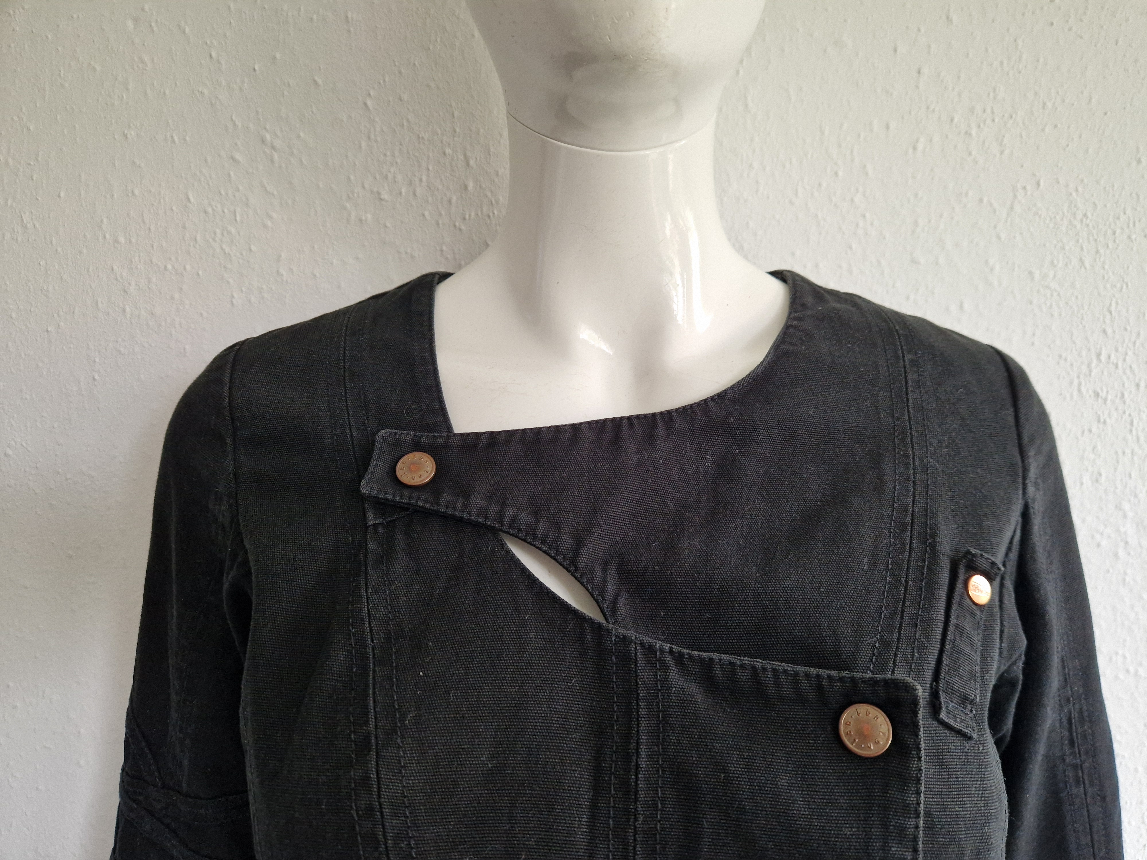 La Belle Histoire denim jasje. Maat 38, Zwart
