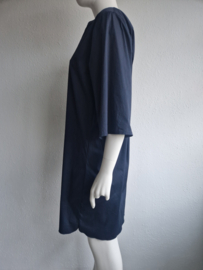 Zenggi jurk. Maat M. Donkerblauw.