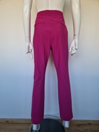 Studio Anneloes travelstof broek fuchsia roze. Maat M