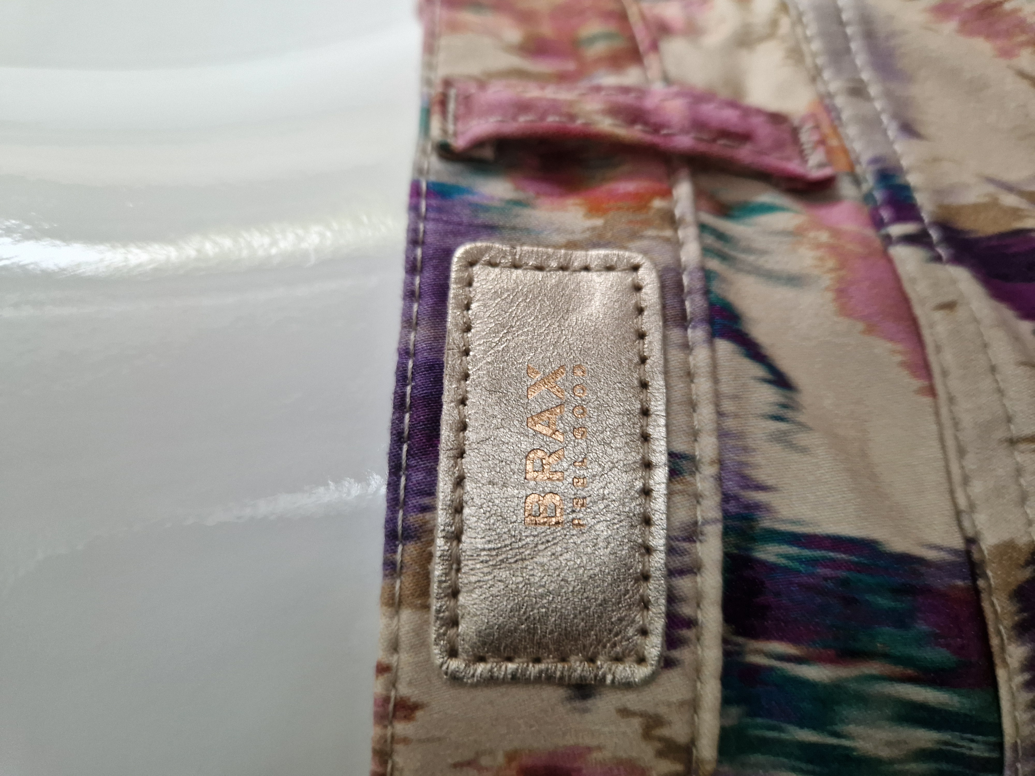 Brax pantalon. Maat 44, All over print.