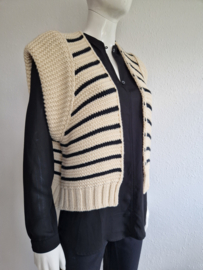 Summum mouwloos vest. Maat S. Crème/zwart.