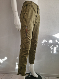 MAC Rich Cargo Cotton. Maat 40/28. Olijfgroen.