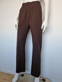 Club l'Avenir jogging pantalon. Mt. M. Chocoladebruin.