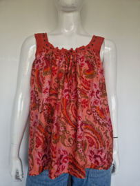 Majé Paris top. 1 maat | Koraal/print |