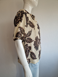 Studio Anneloes top . Maat L. Crème/print.