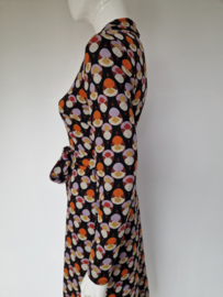 Surkana jurk. Maat S. Retroprint.