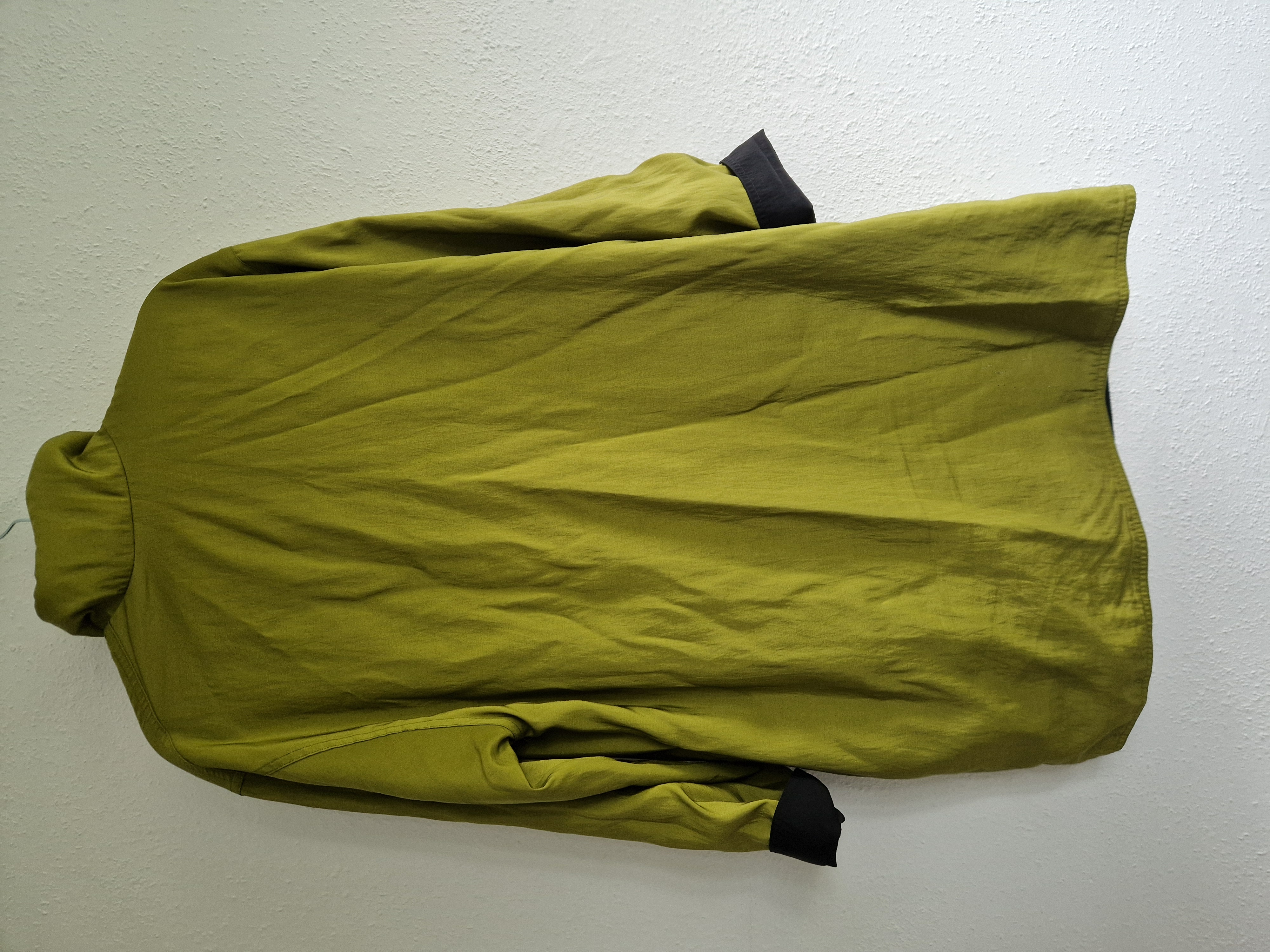 Mycra Pac reversibel regenjas. Maat M. Zwart/limegroen.