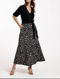 Studio Anneloes Kristie Cheeta maxi jurk. Maat M. Zwart/travelstof.