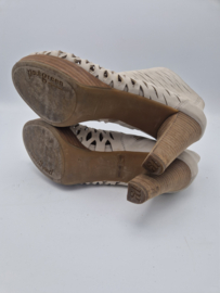 Paul Green peep toe laarsjes. Maat 7. Lichtgrijs/leer.