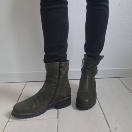 Piedi Nudi enkellaarsjes. Maat 38, Olijfgroen.