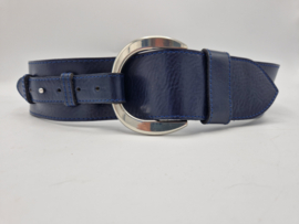 Blauw leren riem. 85 cm.