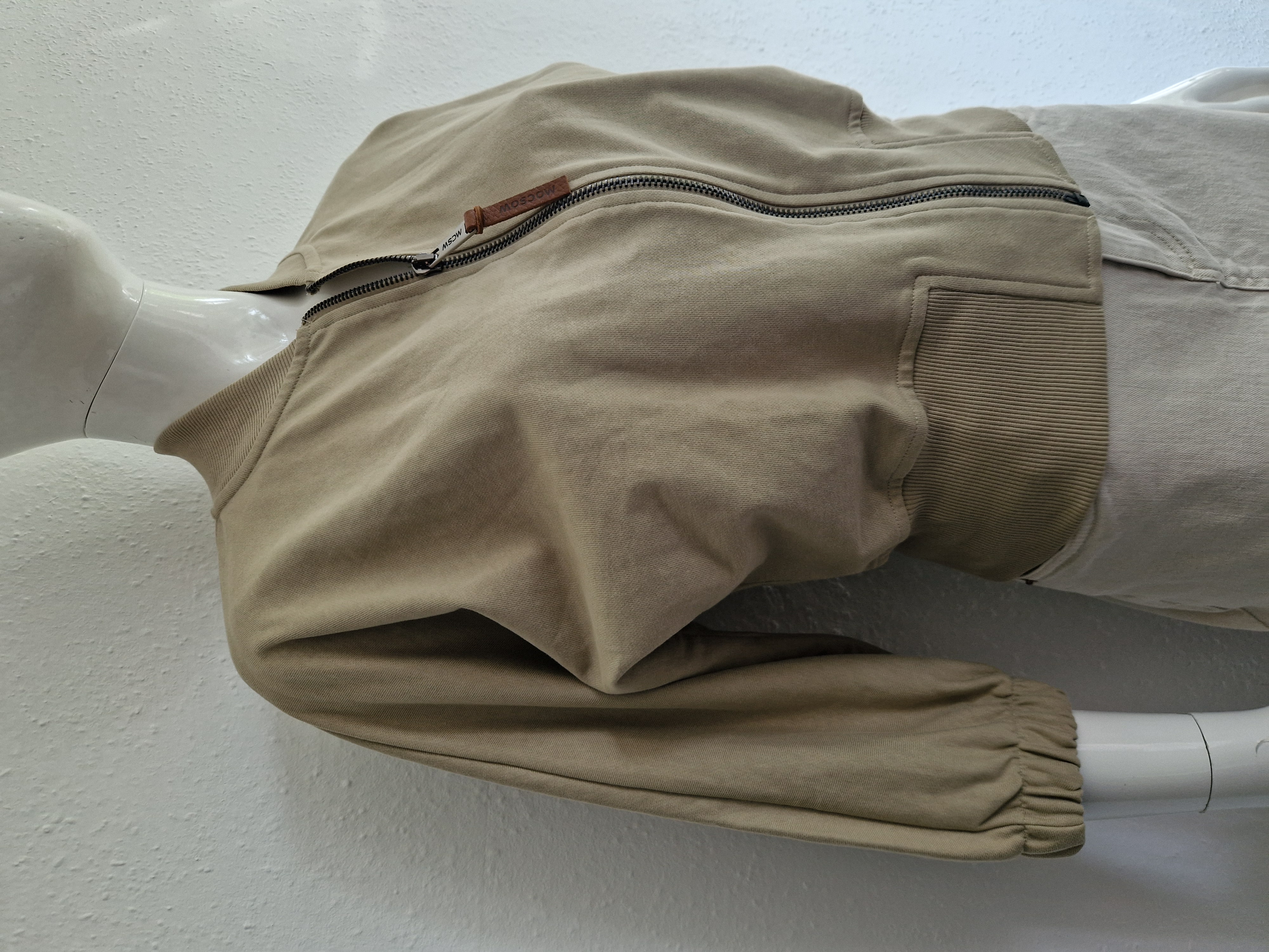 Moscow sweat vest Franny. Maat M. Beige.