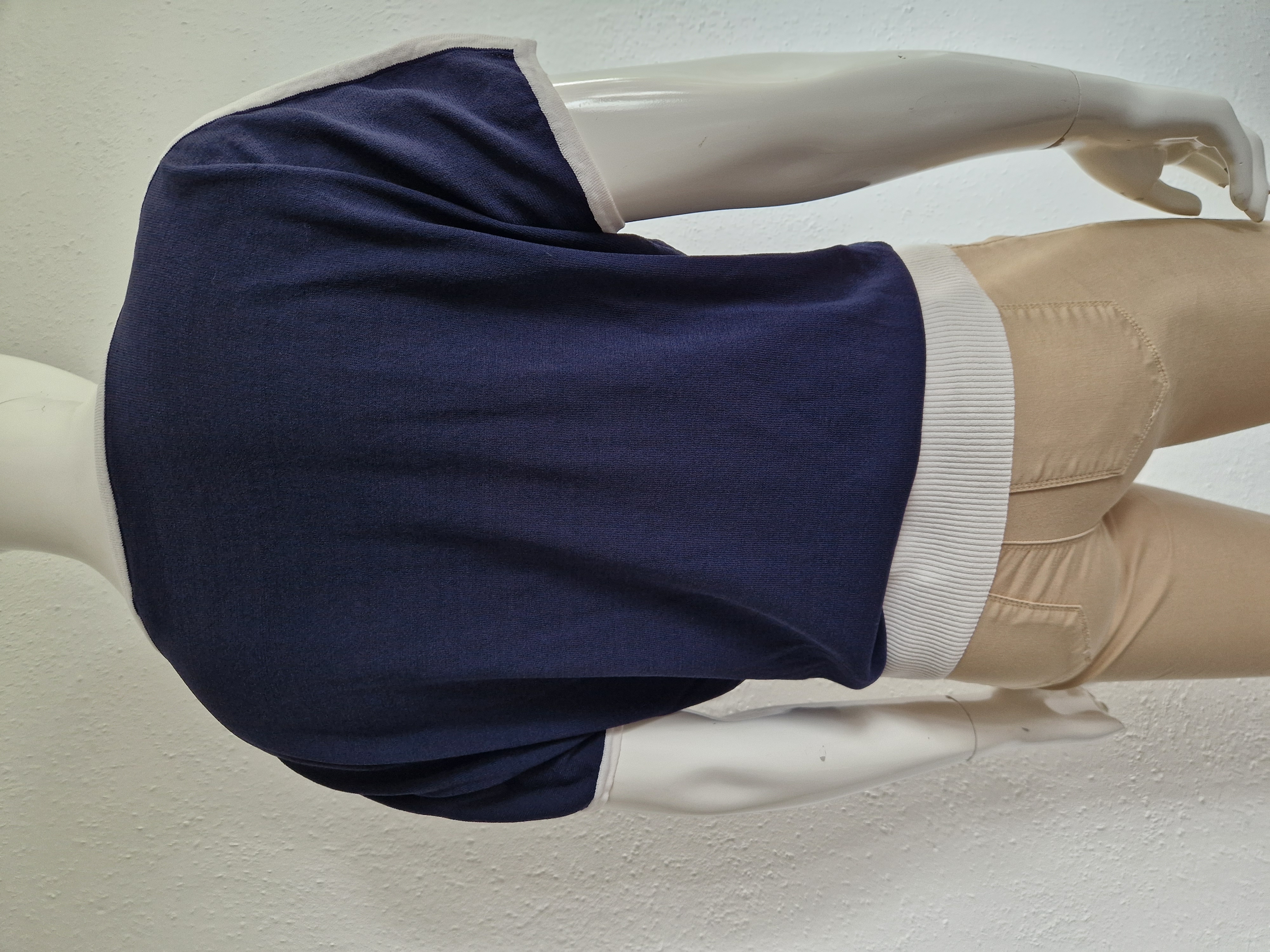 YouYou pullover. Maat M. Donkerblauw/hartjes.