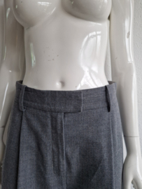Cos cropped bandplooi pantalon. Maat 38, Grijs/wol.