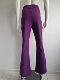 Studio Anneloes flared pantalon. Maat S. Paars/travelstof.