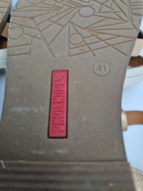 Pikolinos sandalen. Maat 41, Crème/beige.