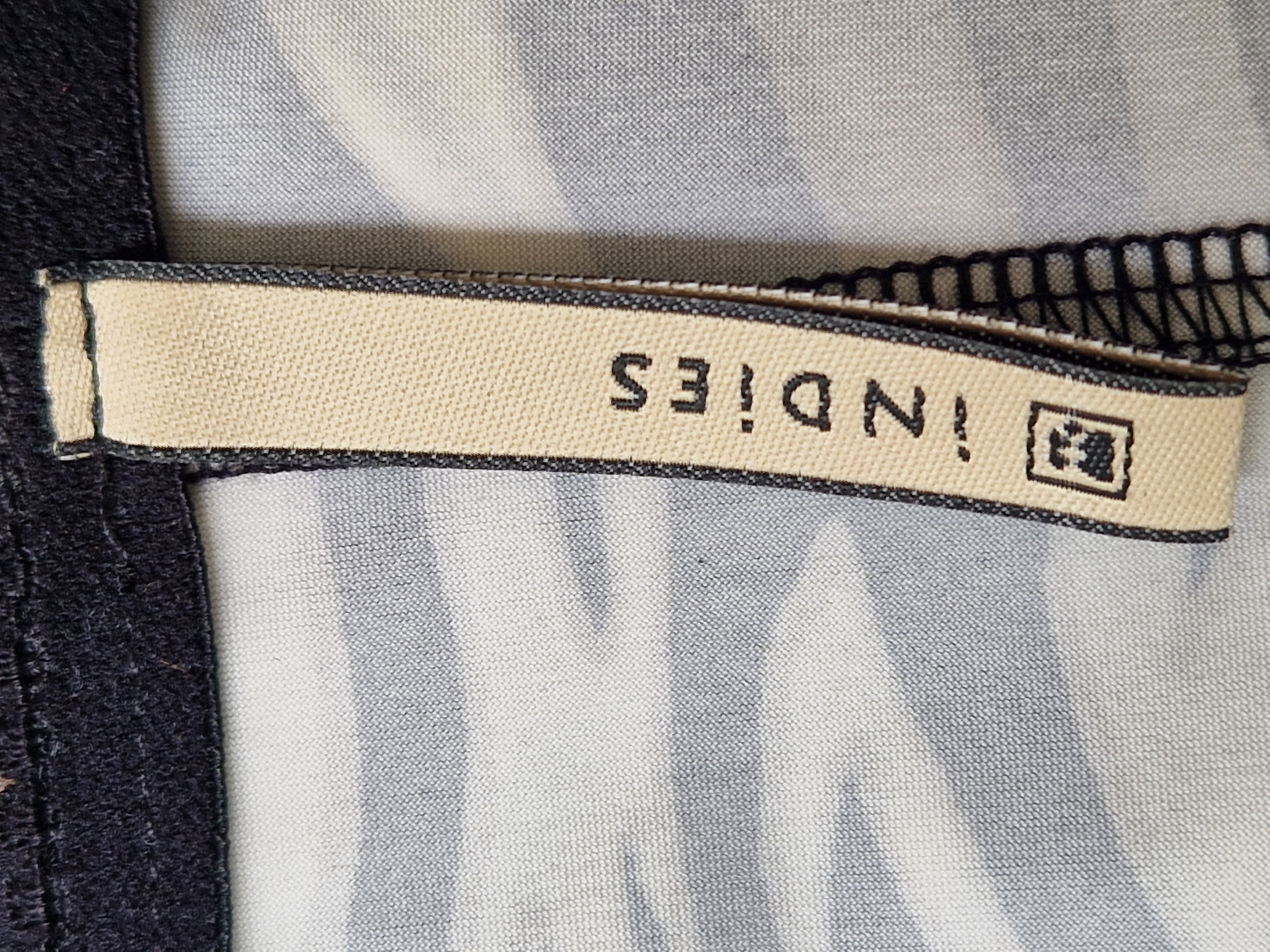 Indies top. Maat 3, Zebraprint/travelstof.