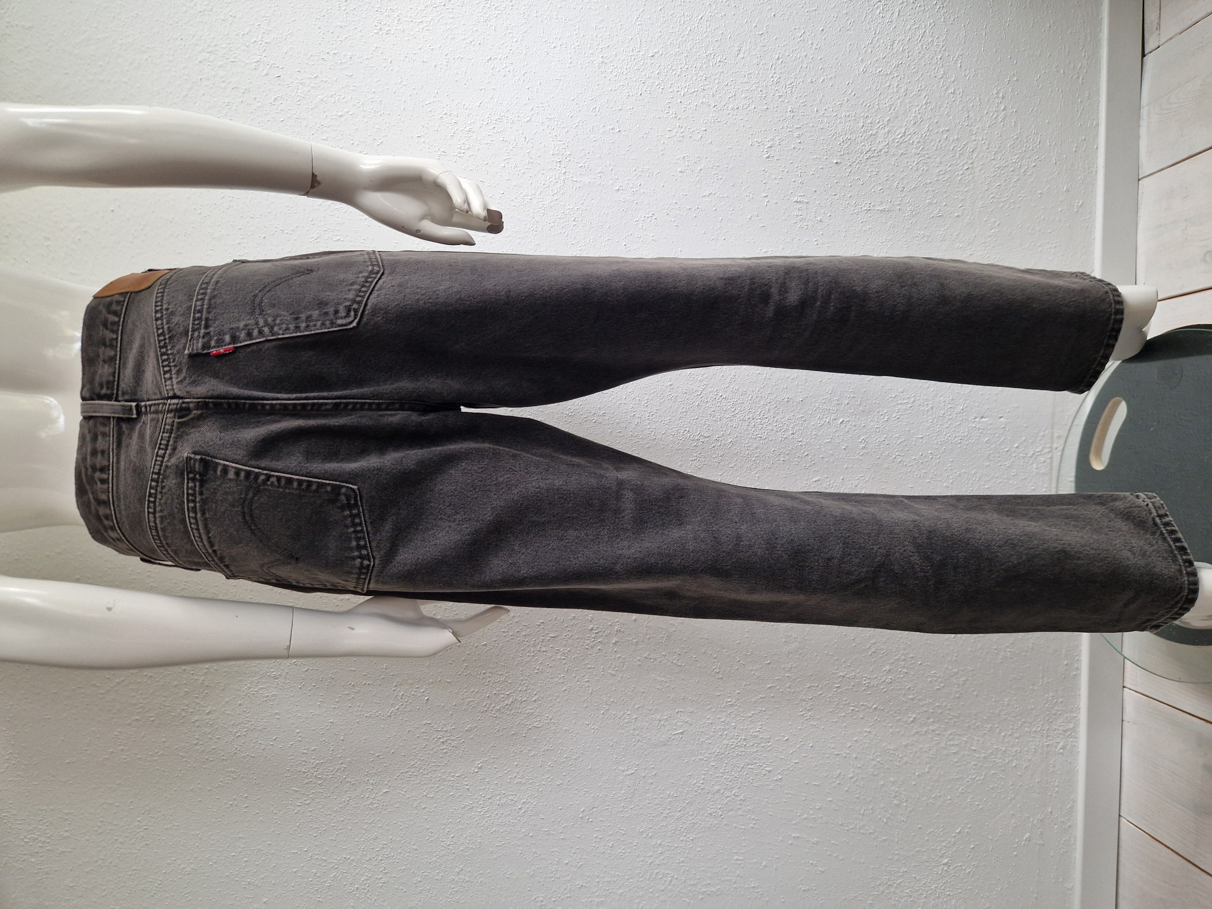 Levi's 501. Maat 31/30, Zwart/grijs.