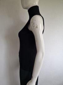 Strenesse Blue mouwloze coltruil. Maat 40, Zwart/zijde.