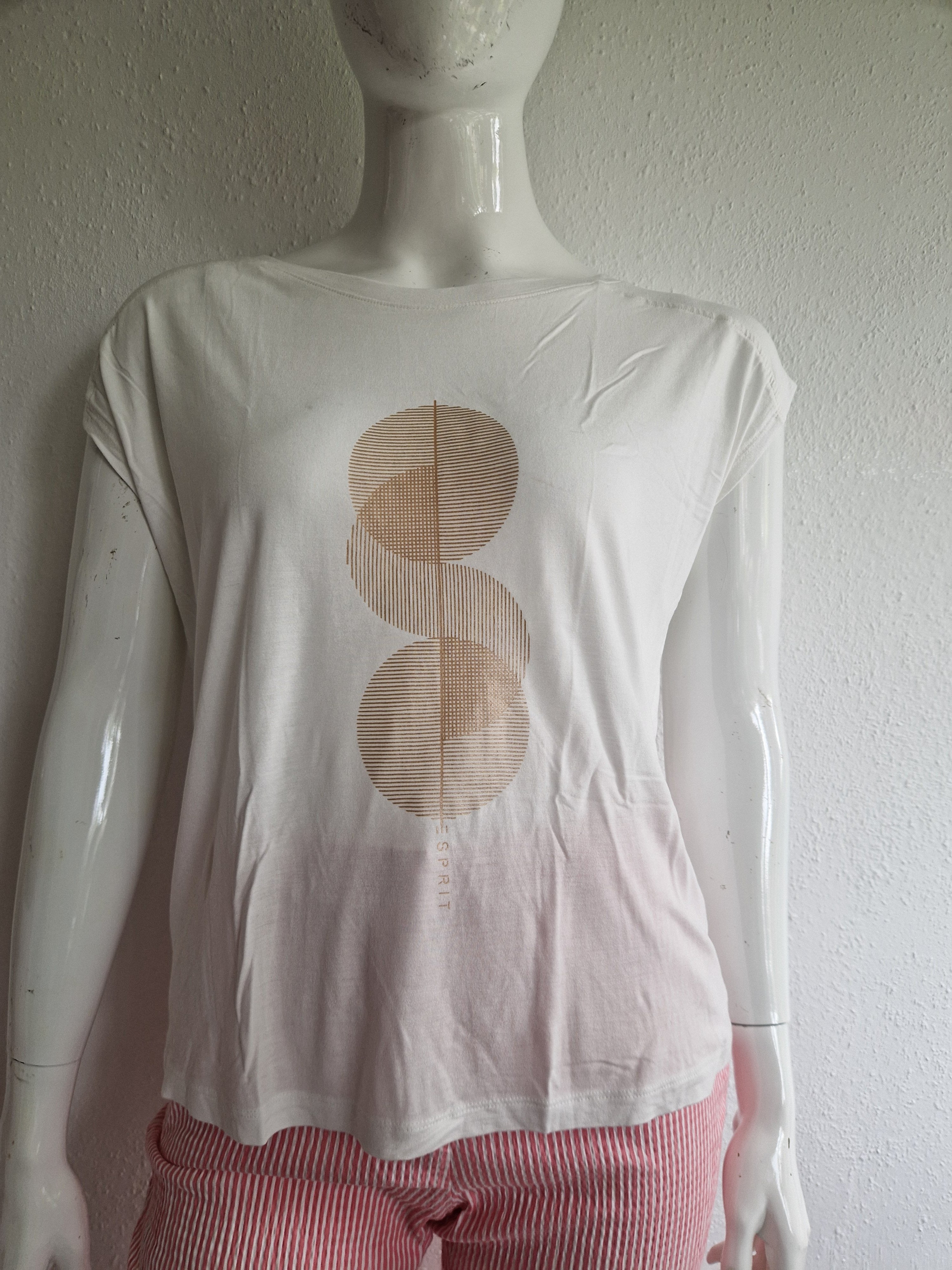 Esprit top. Maat L. Crème/print.
