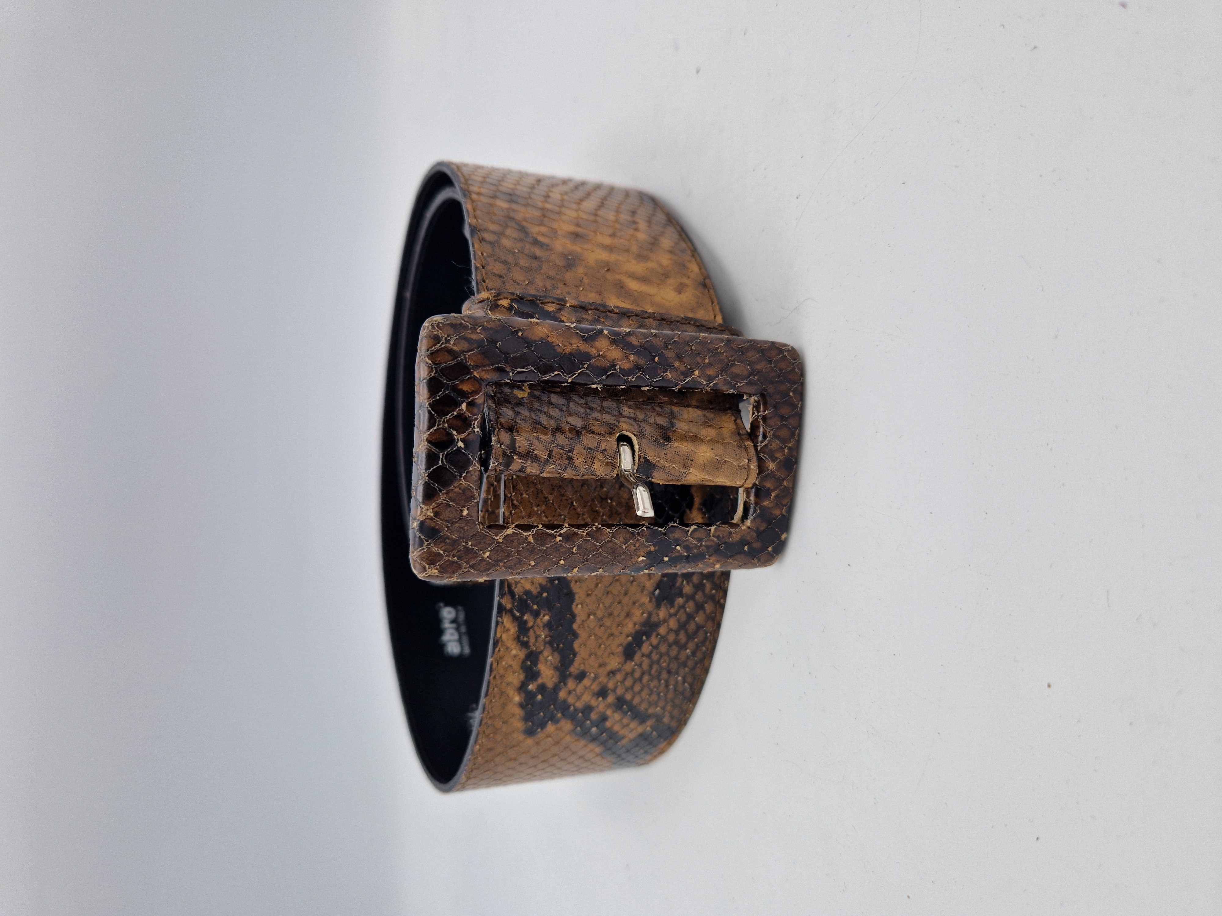 Abro tailleriem. 85 cm. Bruin/snakeprint.