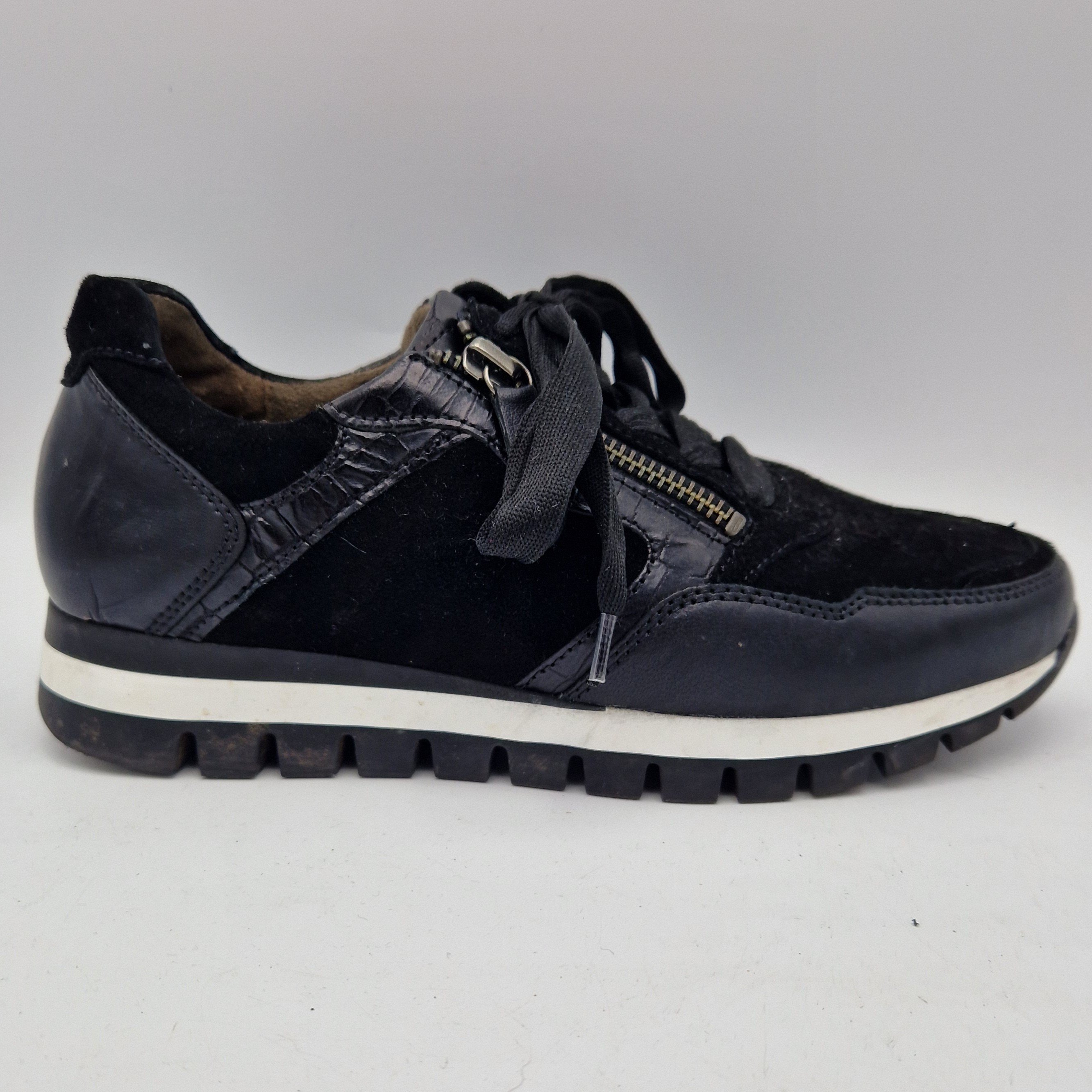 Gabor sneakers. Maat 4.Wijdte H. Zwart/leer.