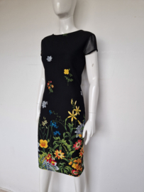 Vintage Chic jurk. Mt. 36/38, Zwart/bloemenprint.