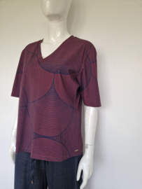 Mi Piace top met grafische print. Maat 42. Grafische print.