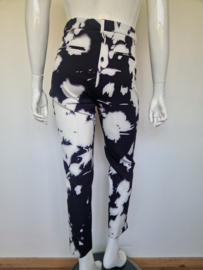 Claudia Sträter pantalon. Maat 40,Zwart/wit.