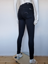 7 for All Mankind  skinny. Mt. 28, Zwart