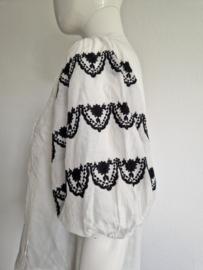 Summum blouse met ballonmouwen. Maat 34, Gebroken wit.