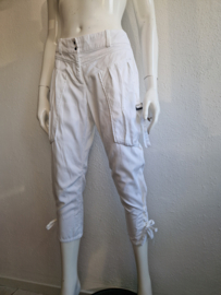 Marc Cain capri broek. Maat 38, Wit