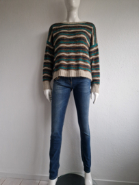 Summum multi color trui. Maat M. Alpaca/lurex.