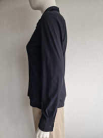 TRVL Dress blouse. Maat M. Zwart/travelstof.