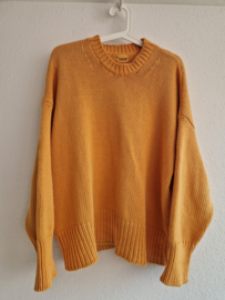 Babaa trui NO 16. OS. Geel