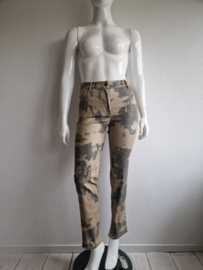 Zerres pantalon. Maat 42. Beige/snakeprint.