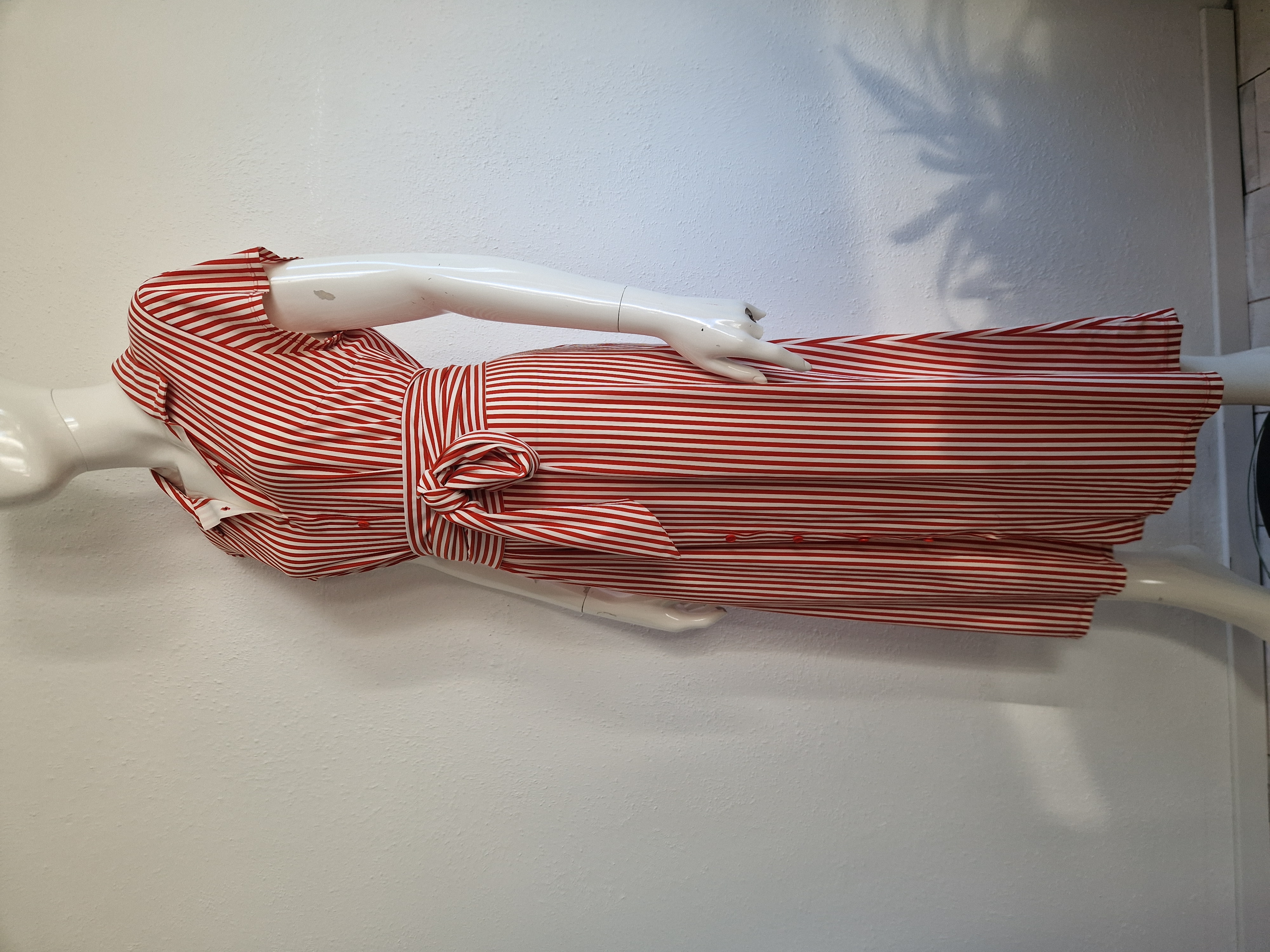 Trvl Drss maxi dress. Maat XL. Rood/wit gestreept.