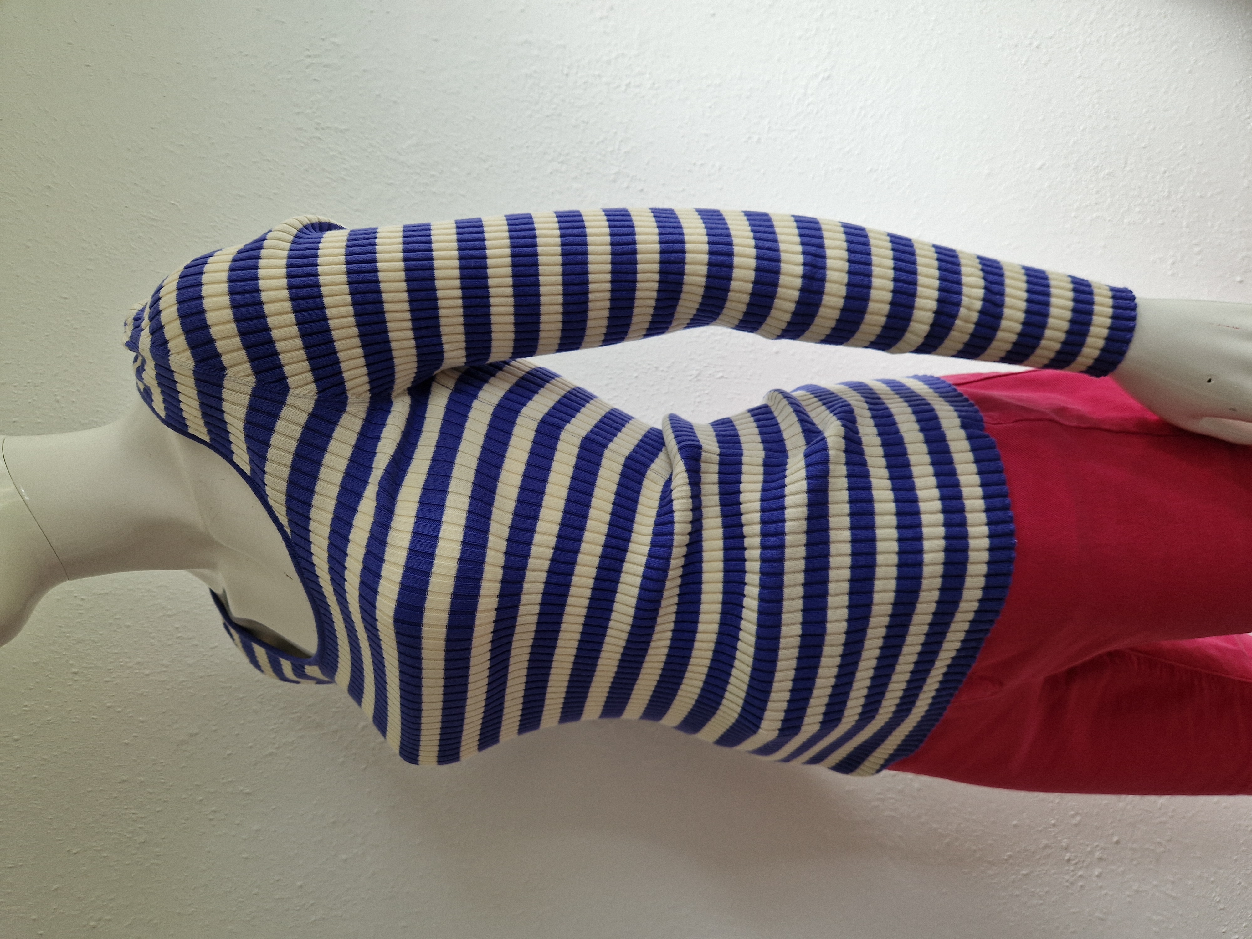 Armedangels top Alaania. Maat L. Paars/creme.