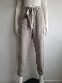 Moscow pantalon. Maat L. Beige/linnen.