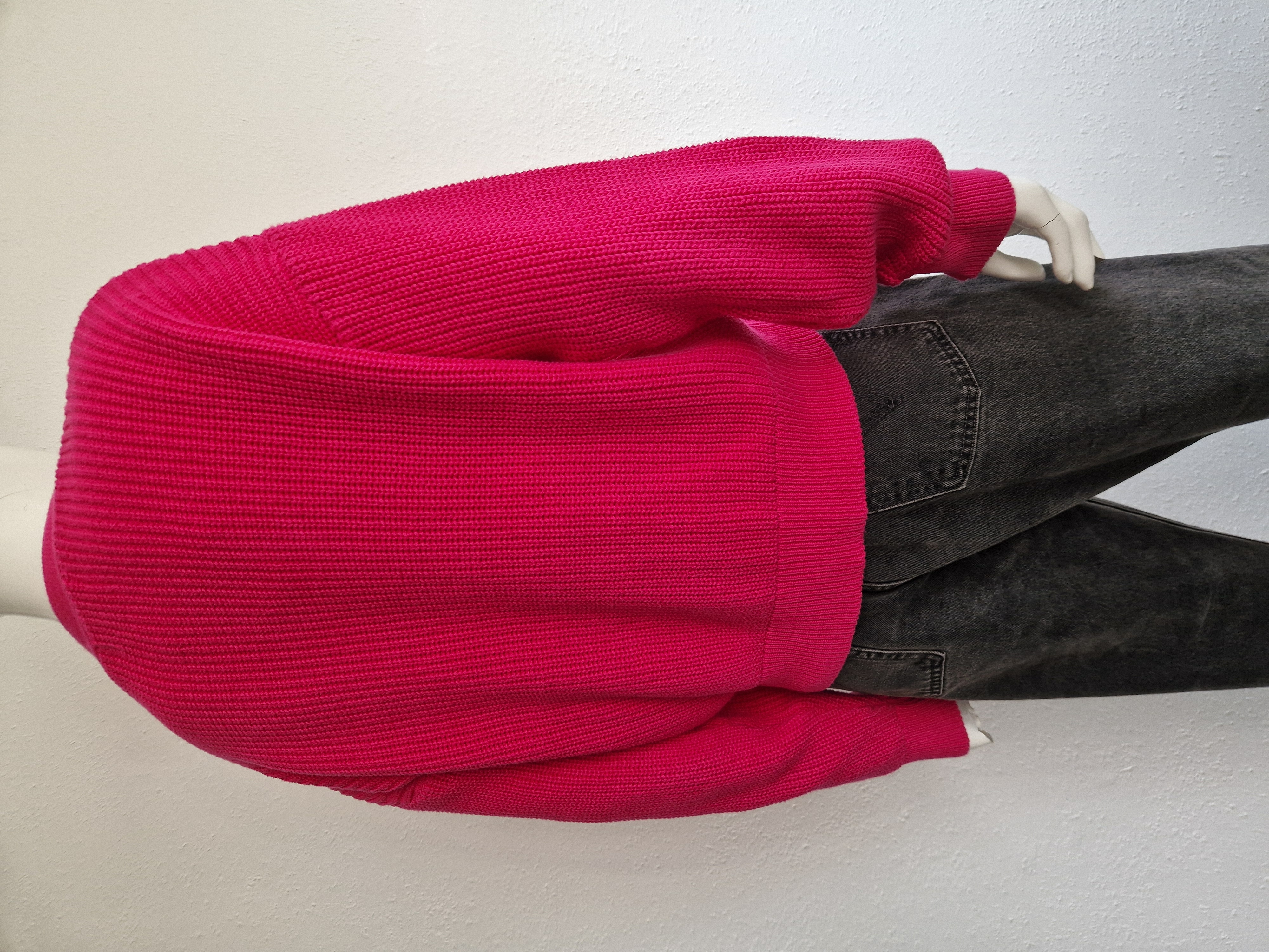 Elements of Freedom cardigan. Maat M. Roze.