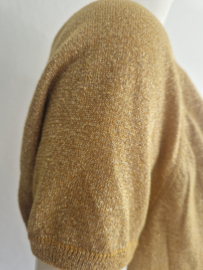 10Days pullover. Maat S. Goud.