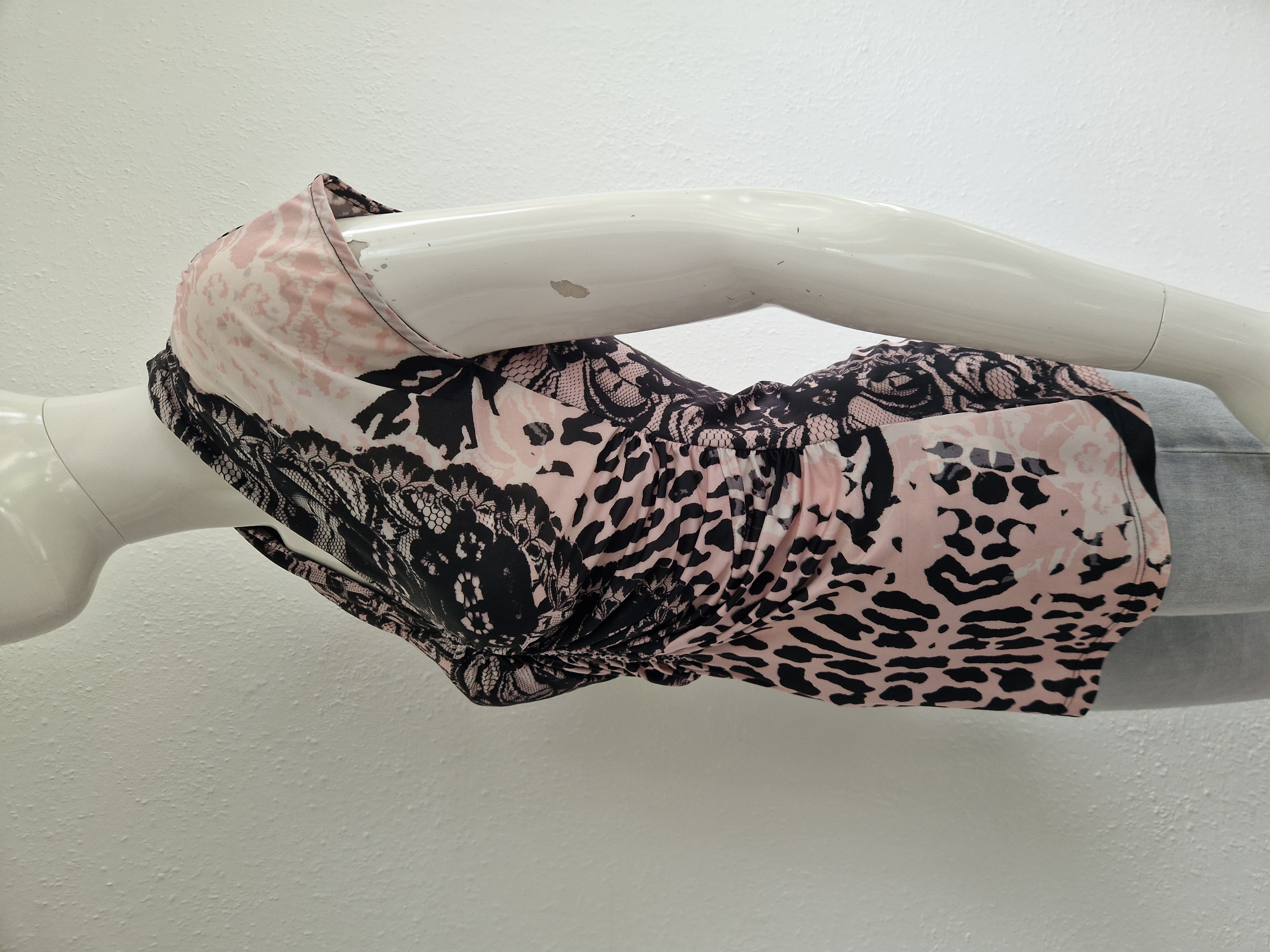 Etoile du Monde top. Maat 2. Roze/zwart