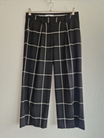SIS by Spijkers en Spijkers culotte. Maat L. Zwart met ruit