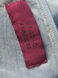 Studio Anneloes t-shirt. Maat 36, Lichtblauw/print.