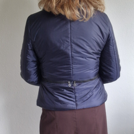 Sarah Pacini jack. Maat 2. Donkerblauw.
