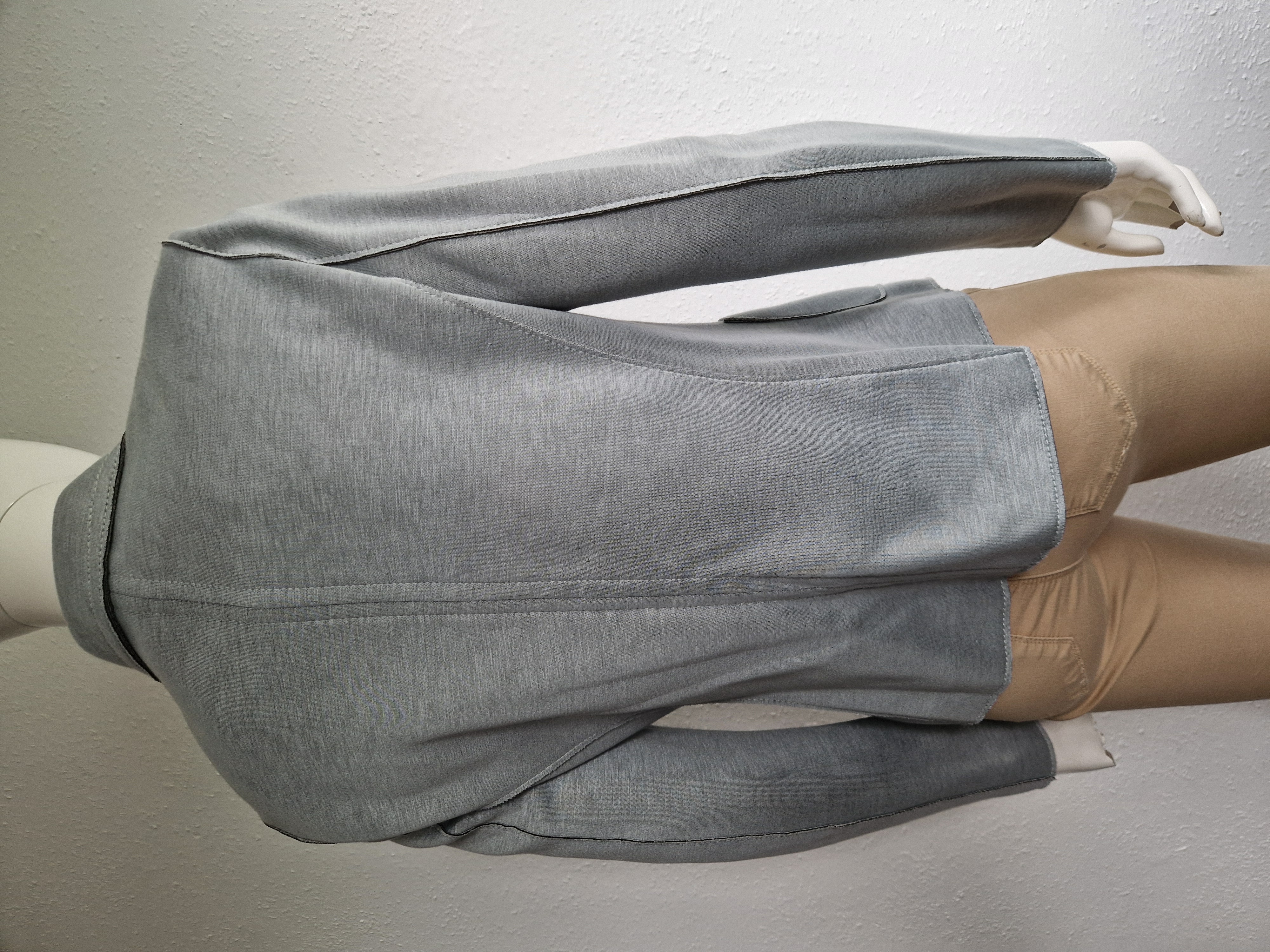 Luisa Cerano blazer. Mt. 40. Grijs/blauw