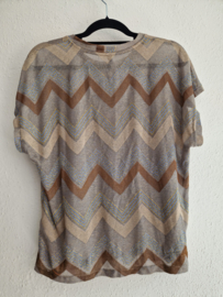 Summum zigzag top met lurex glans. Maat L