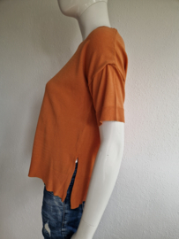 Selected Femme top. Maat S. Oranje.