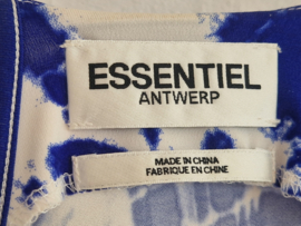 Essentiel Antwerp Viajar jurk. Blauw/wit. Maat M.