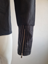 Marlies Dekkers trui met lange mouwen. Maat XL. Zwart